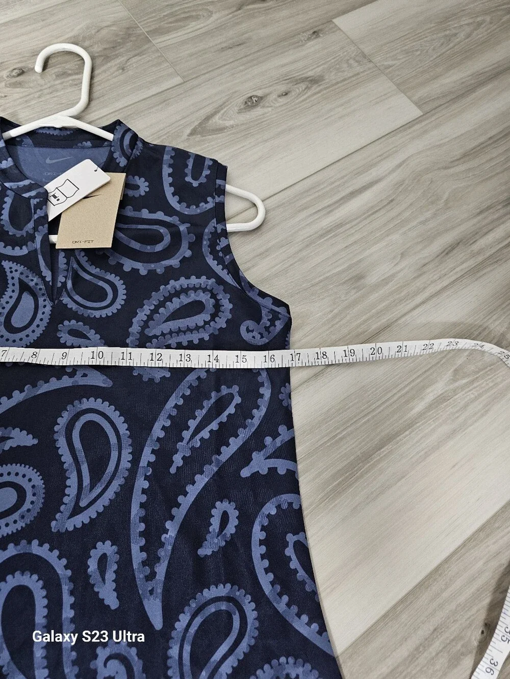 Nike Women's Navy and Light Blue Paisley Tank Top Sz S